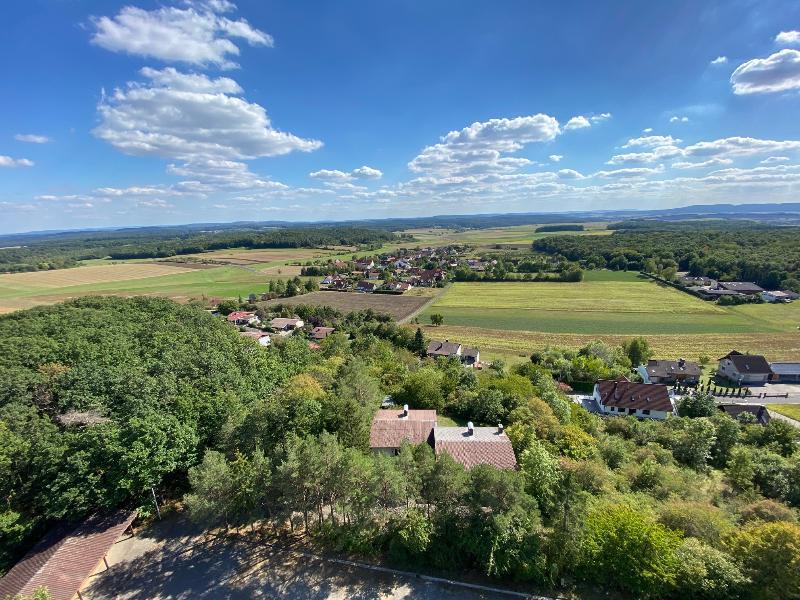 Erschlossenes Baugrundstück zum günstigen Preis, in herrlicher Lage!, 97528 Sulzdorf an der Lederhecke, Wohngrundstück