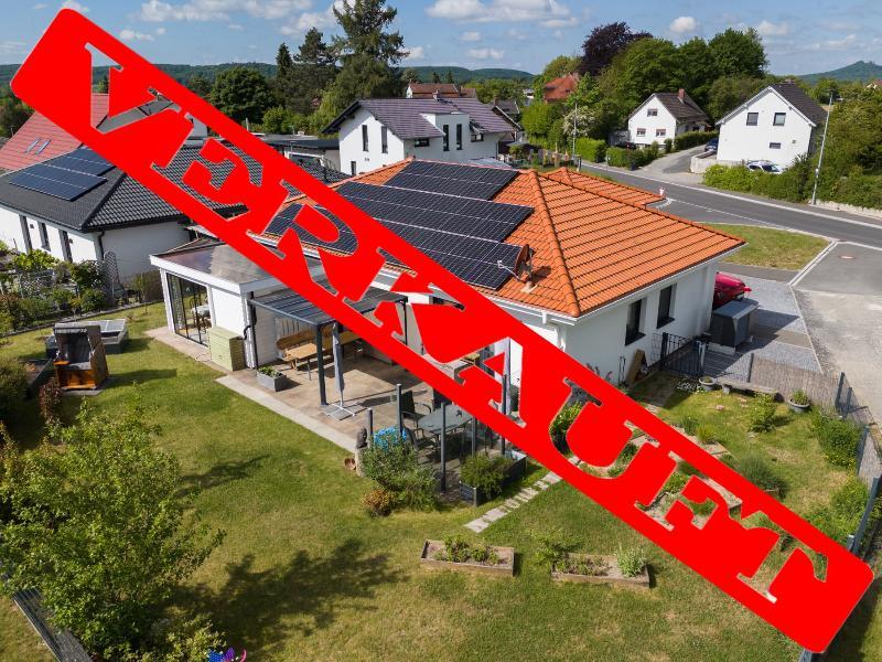 Die Alternative zum Neubau! Modernes Einfamilienhaus mit hervorragender Engergiebilanz!, 96476 Bad Rodach, Einfamilienhaus