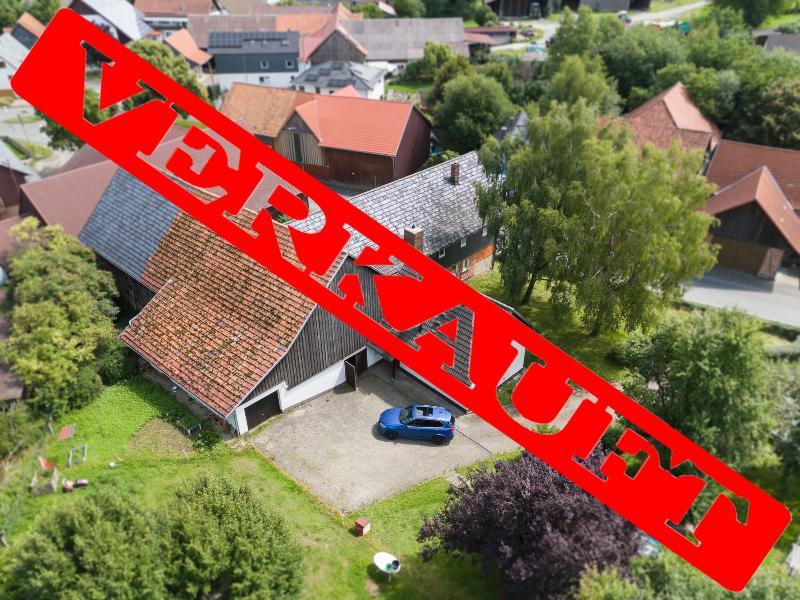 Bauernhaus/Mehrfamilienhaus auf großem Grundstück + Nebengebäude + Scheune + Garten!, 96476 Bad Rodach, Haus