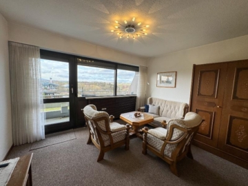 Beste Lage! 1-Zimmer Appartement im 2OG! Westbalkon, Fernblick, Thermalbad nur wenige Schritte entfernt!, 96476 Bad Rodach, Etagenwohnung