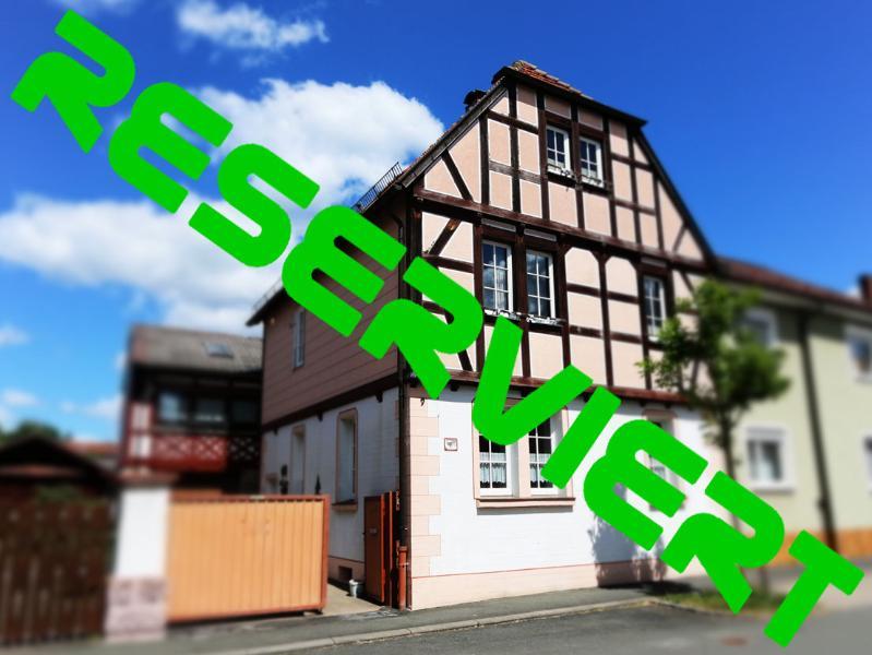 Einfamilienhaus in bester Lage, nur wenige Schritte vom Stadtzentrum entfernt! Sofort bezugsfrei!, 96476 Bad Rodach, Einfamilienhaus