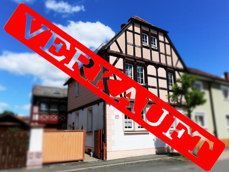 Einfamilienhaus in bester Lage, nur wenige Schritte vom Stadtzentrum entfernt! Sofort bezugsfrei!, 96476 Bad Rodach, Einfamilienhaus