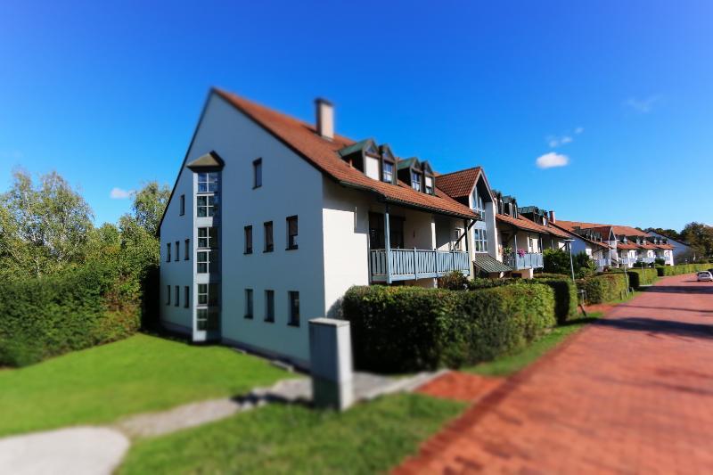Gut vermietetes 2-Zimmer Appartement mit herrlichem Blick in den Park!, 96476 Bad Rodach, Etagenwohnung