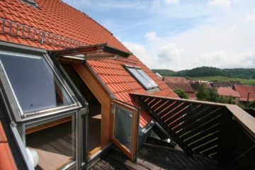 Sonnige 2-Zimmer Wohnung, zwischen Bad Rodach und Heldburg!, 98663 Heldburg, Dachgeschosswohnung