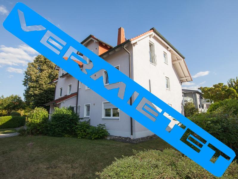 Neu renovierte 3-Zimmer Mietwohnung in beliebter Wohnlage! Balkon + Keller +Garage + EBK!, 96476 Bad Rodach, Wohnung