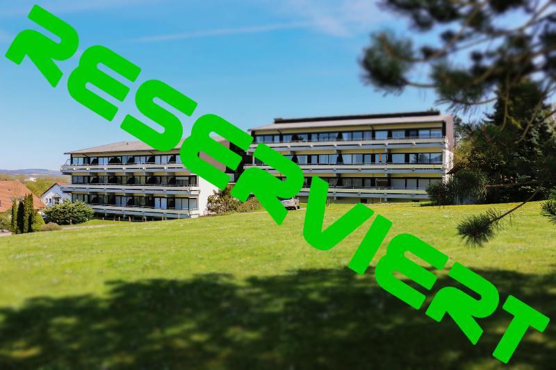 Preisgünstige 1-Zimmer Mietwohnung! Westbalkon mit herrlichem Blick auf das Thermalbad!, 96476 Bad Rodach, Etagenwohnung