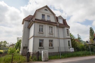 Stattliches Mehrfamilienhaus im „Dornröschenschlaf“ in Themar! 98660 Themar, Mehrfamilienhaus