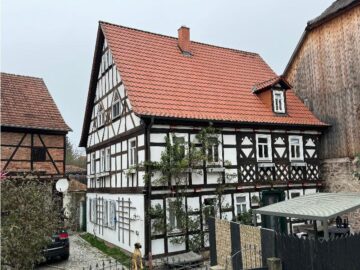 Einfamilienhaus mit Einliegerwohnung in zentrumsnaher Lage von Hildburghausen! 98646 Hildburghausen, Einfamilienhaus