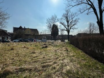 Baureifes Grundstück mit genehmigtem Bauplan, nur einen Steinwurf vom Stadtzentrum entfernt! 96476 Bad Rodach, Wohnen